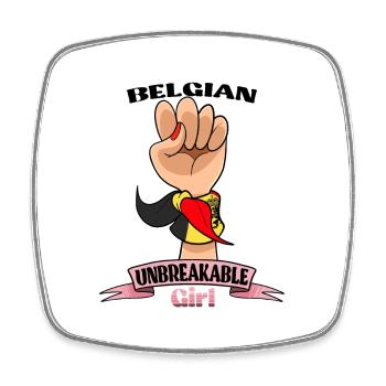 Belgian Girl Unbreakable I Belgian Heritage I - Viereckiger Kühlschrankmagnet - Weiß - Vorne