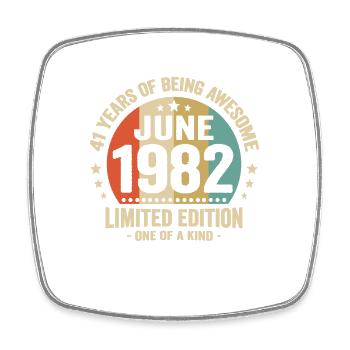 June 1982 41 years anniversary vintage gift idea - Square fridge magnet - white - Front