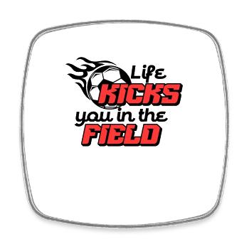 LIFE KICKS YOU IN THE FIELD - Square fridge magnet - white - Front