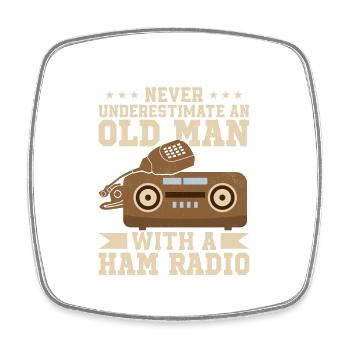 Never Underestimate An Old Man With A Ham Radio En - Viereckiger Kühlschrankmagnet - Weiß - Vorne