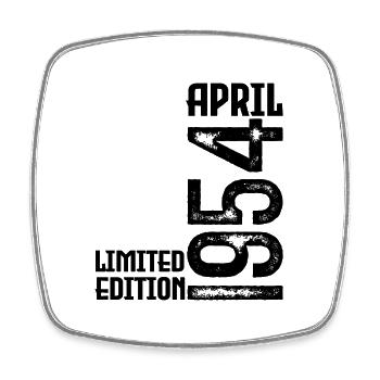 Geschenk April 1954. Geburtstag April 1954. April. - Viereckiger Kühlschrankmagnet - Weiß - Vorne
