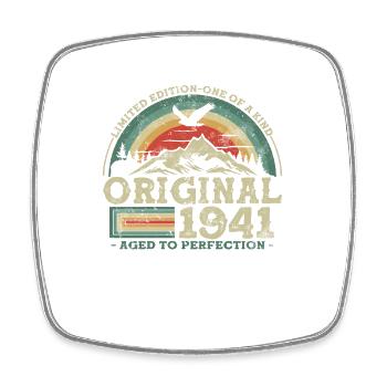 Birthday Gift 1941 - Remembrance of an era - Square fridge magnet - white - Front