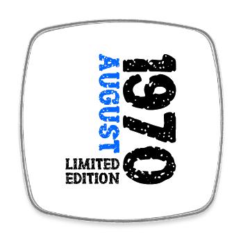 1970 Août Édition Limitée 53e Tenue d’anniversaire - Magnet carré - blanc - Devant
