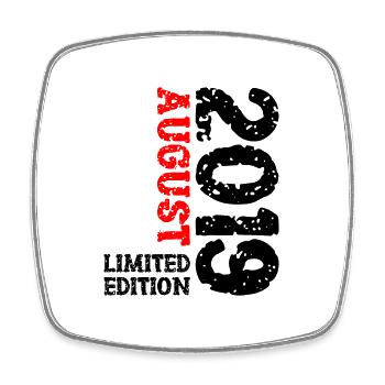 2019 August Limited Edition 4. Geburtstag Outfit - Viereckiger Kühlschrankmagnet - Weiß - Vorne