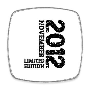 2012 Novembre Édition Limitée 11e Anniversaire Décoration - Magnet carré - blanc - Devant