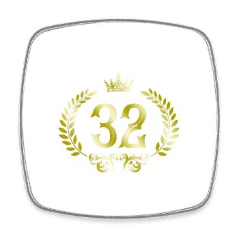 32 Number wreath - Square fridge magnet - white - Front