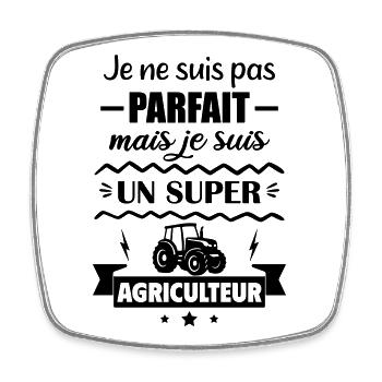 Nicht perfekt, aber toller Landwirt Traktor - Viereckiger Kühlschrankmagnet - Weiß - Vorne