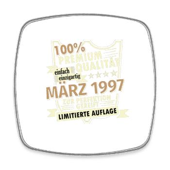 26. Geburtstag März Jahrgang 1997 Geschenkidee - Viereckiger Kühlschrankmagnet - Weiß - Vorne
