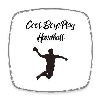 Des garçons cool jouent au handball - Magnet carré - blanc - Devant