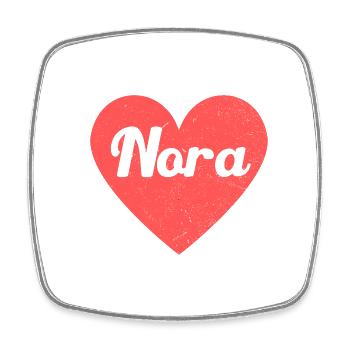 Nora Name Rotes Herz Liebe Fan Retro - Viereckiger Kühlschrankmagnet - Weiß - Vorne