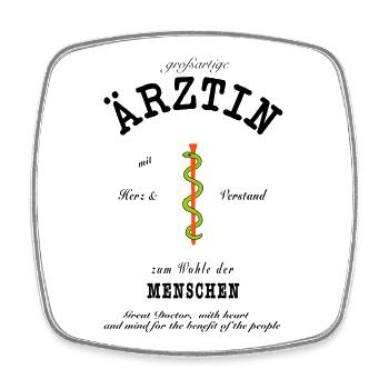 great doctor in German and English - Square fridge magnet - white - Front
