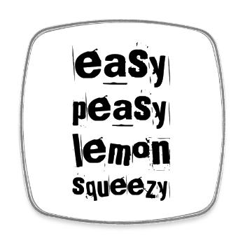 Easy Peasy Lemon Squeezy – Lustiger Spruch - Viereckiger Kühlschrankmagnet - Weiß - Vorne