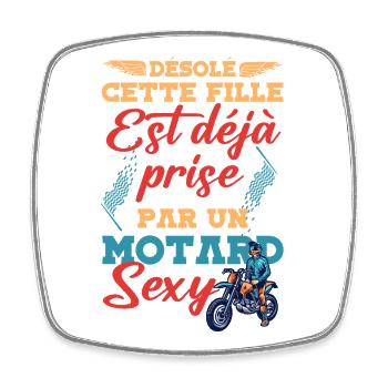 Cette fille est déjà prise par un motard sexy - Magnet carré - blanc - Devant