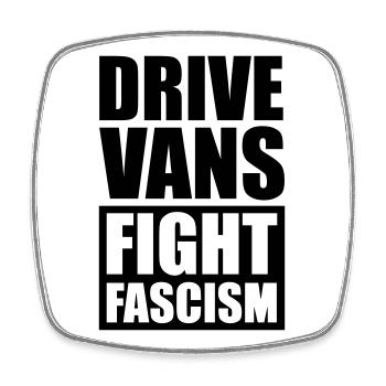 Les fourgonnettes combattent le fascisme - Magnet carré - blanc - Devant