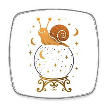 Star-like snail in the Magic Crystal - Square fridge magnet - white - Front