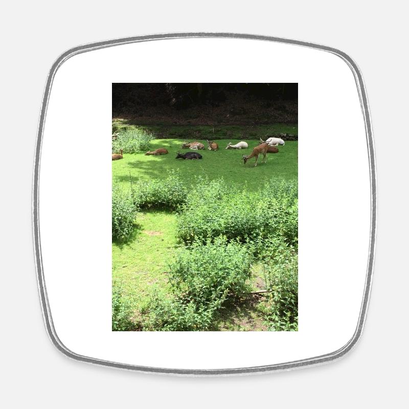 Wildlife - Square fridge magnet - white