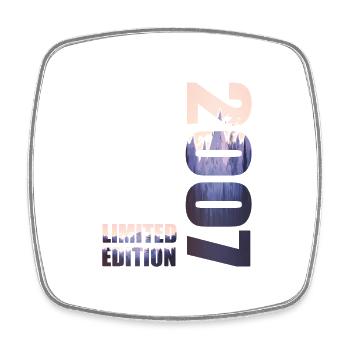 2007. Idée d’anniversaire de T-Shirt en édition limitée - Magnet carré - blanc - Devant