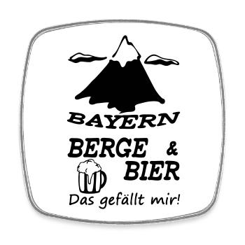 Bayern, Berge und Bier Geschenk - Viereckiger Kühlschrankmagnet - Weiß - Vorne