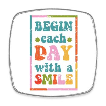 motivational t-shirt smile day grunge effect - Square fridge magnet - white - Front