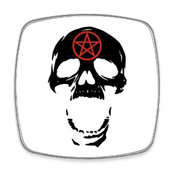 Schwarzer Totenkopf und rotes Pentagramm - Viereckiger Kühlschrankmagnet - Weiß - Vorne