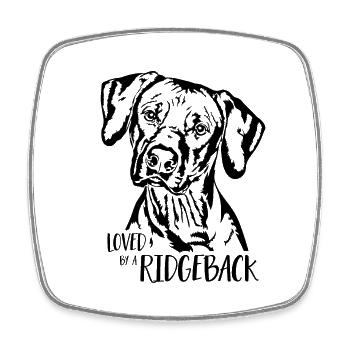Aimé par un Ridgeback Dogs Rhodesian Ridgeback - Magnet carré - blanc - Devant