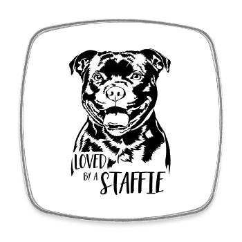 Adoré par un chien Staffie Staffordshire Bull Terrier - Magnet carré - blanc - Devant