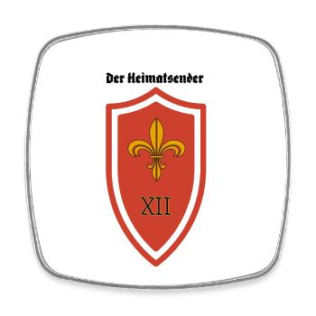 Fleur de Lis Schild XII Rot - Viereckiger Kühlschrankmagnet - Weiß - Vorne