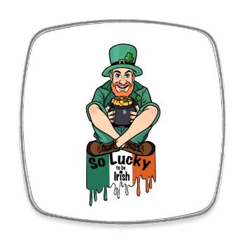 Leprechaun-Topf mit Goldanhängern, so glücklich, Ire zu sein - Viereckiger Kühlschrankmagnet - Weiß - Vorne