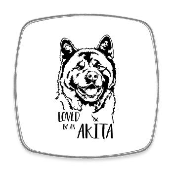 Aimé par un chien Akita disant Wilsigns - Magnet carré - blanc - Devant