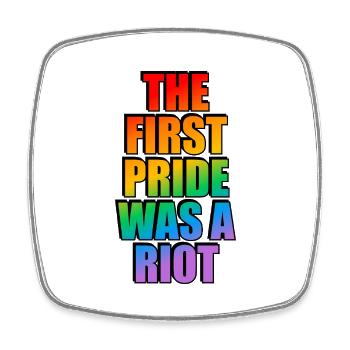 Die erste Pride war ein Aufstand - Viereckiger Kühlschrankmagnet - Weiß - Vorne