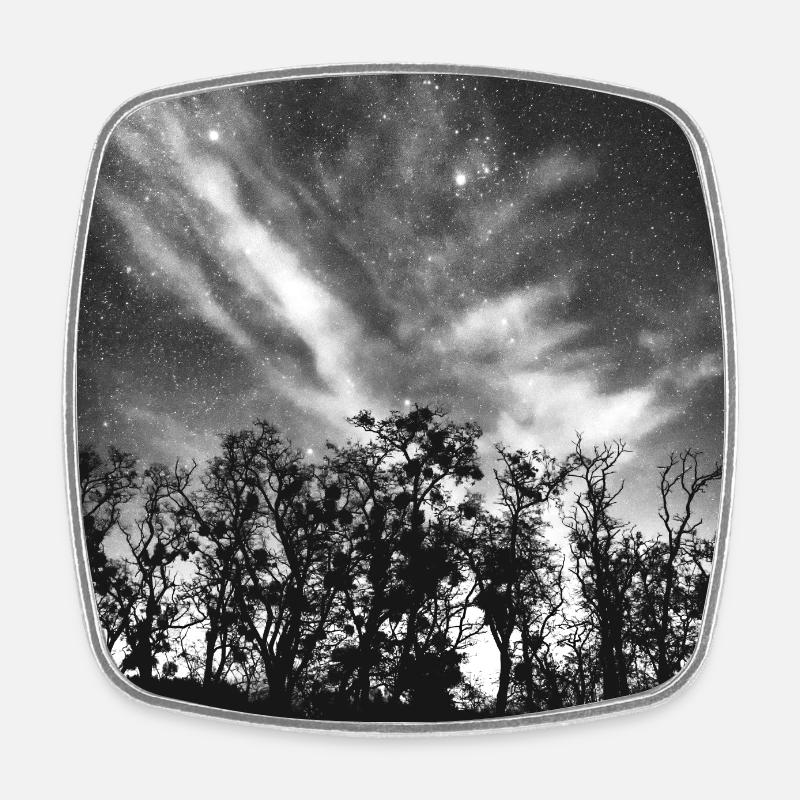 Des étoiles dans la forêt - Magnet carré - blanc