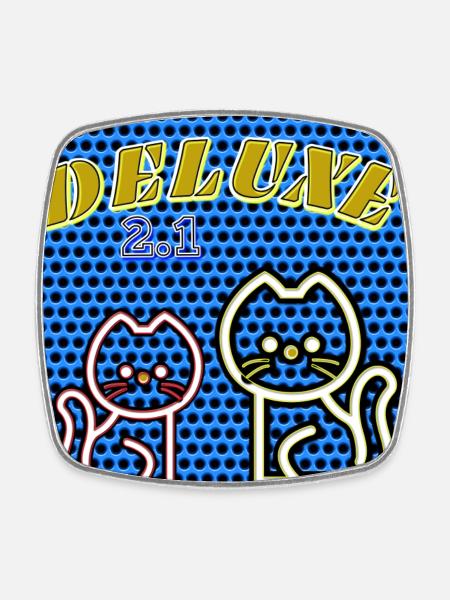Deluxe 2.1 - Image - 2023 - Magnet carré - blanc