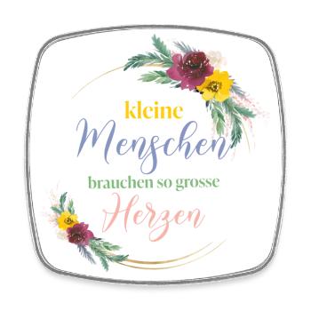 Kleine Menschen brauchen so große Herzen wie deins - Viereckiger Kühlschrankmagnet - Weiß - Vorne