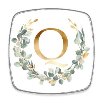 Q Monogram Eucalyptus Wreath - Square fridge magnet - white - Front