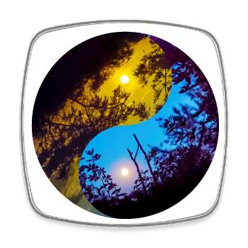 Yin and Yang of Moon and Sunlight - Square fridge magnet - white - Front