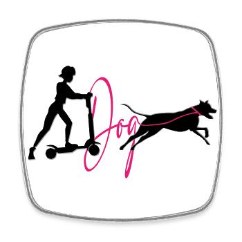Hundesport Hundetraining Scooter - Viereckiger Kühlschrankmagnet - Weiß - Vorne