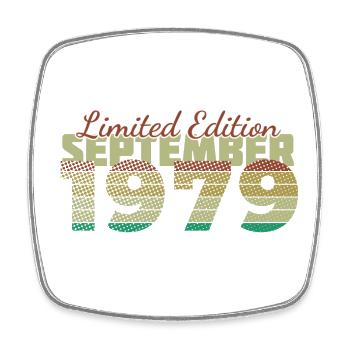 45e anniversaire Édition limitée (SCR) 09/1979 - Magnet carré - blanc - Devant