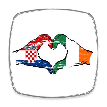 Croatie Irlande Drapeau Mains Coeur Forme Utilisé - Magnet carré - blanc - Devant