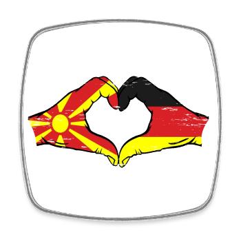 Mazedonien Deutschland Flagge Hände Herzform used - Viereckiger Kühlschrankmagnet - Weiß - Vorne