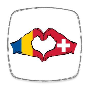 Roumanie Suisse Drapeau Mains Coeur Forme - Magnet carré - blanc - Devant