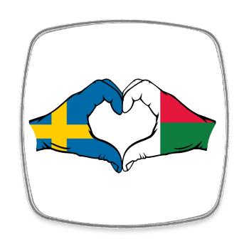 Suède Madagascar Drapeau Mains Coeur Forme - Magnet carré - blanc - Devant