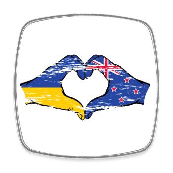 Ukraine Neuseeland Flagge Hände Herzform used - Viereckiger Kühlschrankmagnet - Weiß - Vorne