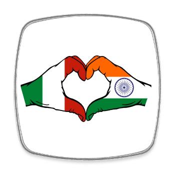 Italie Inde Drapeau Mains Coeur Forme - Magnet carré - blanc - Devant