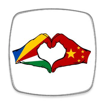 Seychelles Chine Drapeau Mains Coeur Forme - Magnet carré - blanc - Devant