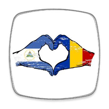 Nicaragua Roumanie Drapeau Mains Coeur Forme Utilisé - Magnet carré - blanc - Devant