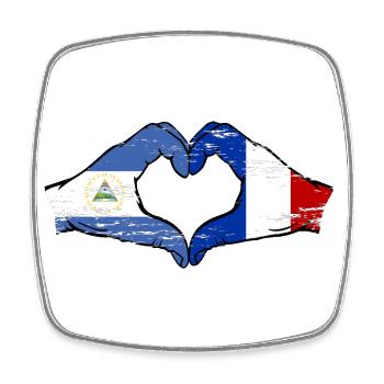 Nicaragua France drapeau mains forme coeur utilisé - Magnet carré - blanc - Devant