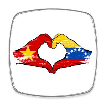 Vietnam Venezuela Flagge Hände Herzform used - Viereckiger Kühlschrankmagnet - Weiß - Vorne