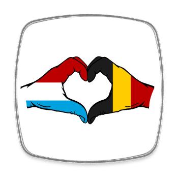 Luxembourg Belgique Drapeau Mains Coeur Forme - Magnet carré - blanc - Devant