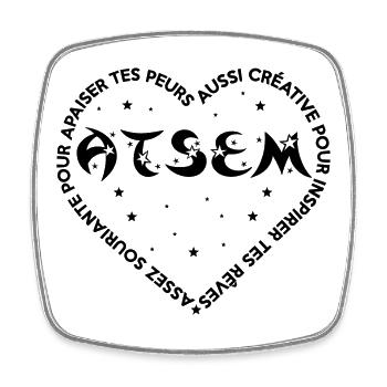 ATSEM CŒUR SOURIANTE - Magnet carré - blanc - Devant