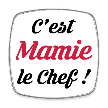 C'est Mamie le Chef ! Mamt Naissance Bébé Enfant - Magnet carré - blanc - Devant